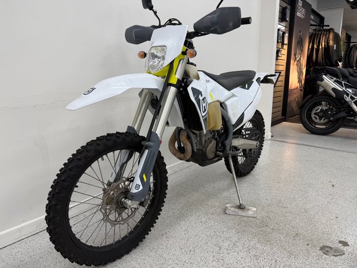 2022 HUSQVARNA FE501 White