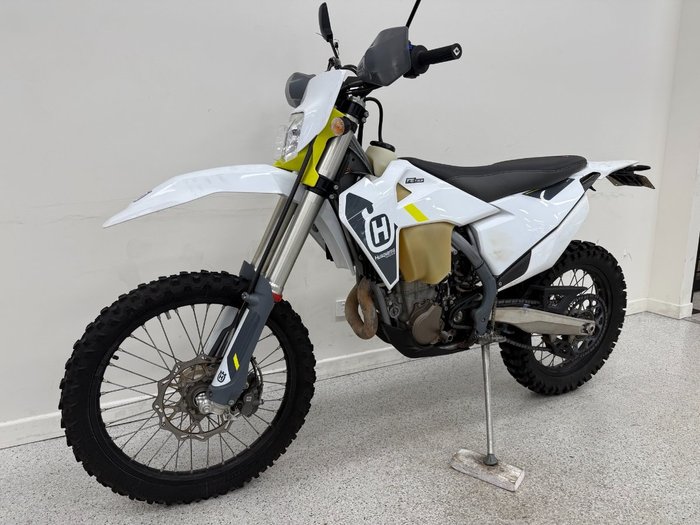 2022 HUSQVARNA FE501 White