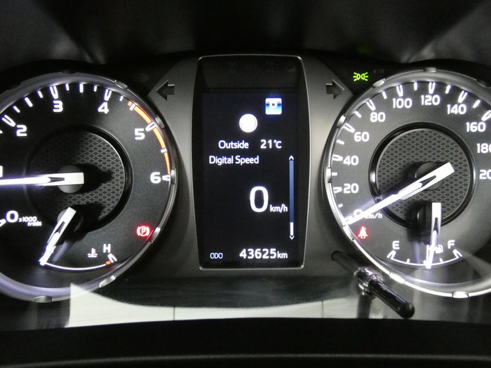 2021 Toyota Hilux 4x4