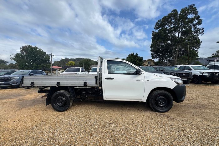 2021 Toyota Hilux Workmate TGN121R Glacier White
