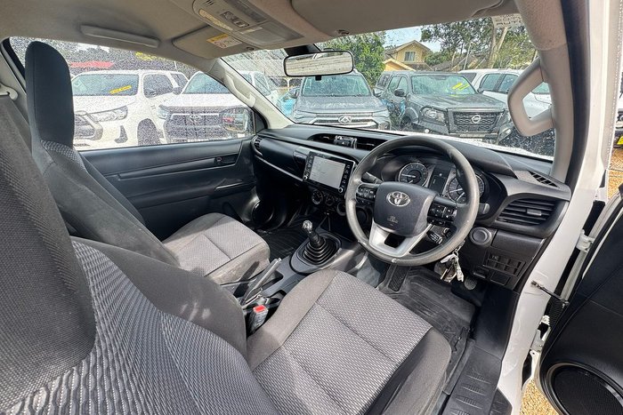 2021 Toyota Hilux Workmate TGN121R Glacier White