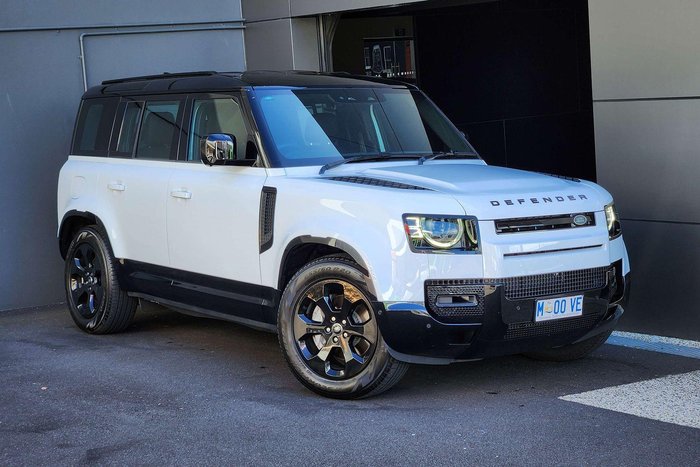 2025 Land Rover Defender 110 D350 X-Dynamic SE