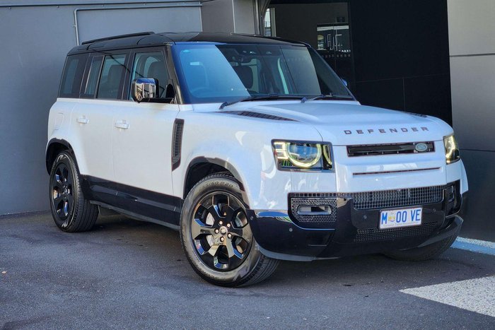 2025 Land Rover Defender 110 D350 X-Dynamic SE