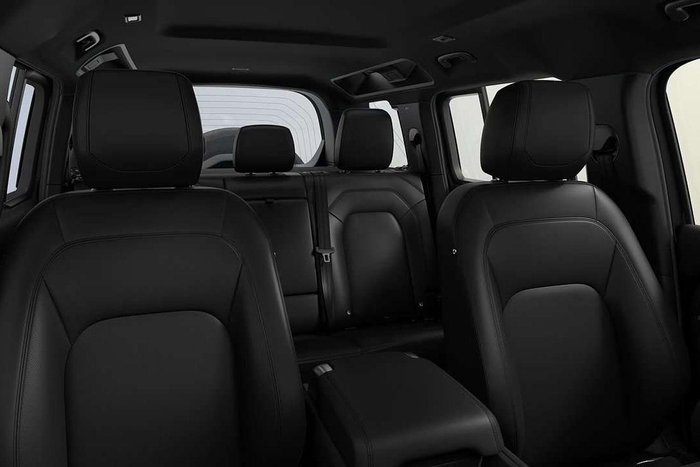 2025 Land Rover Defender 110 D350 X-Dynamic SE