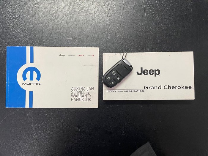 2015 Jeep Grand Cherokee Summit WK MY15 4X4 Constant Brilliant Black