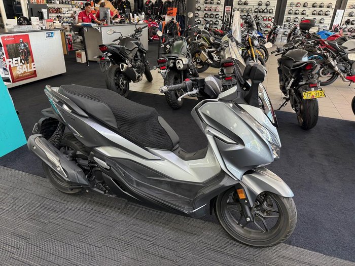 2018 Honda Forza 300 (NSS300) Forza Grey