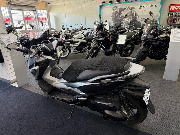 2018 Honda Forza 300 (NSS300) Forza Grey