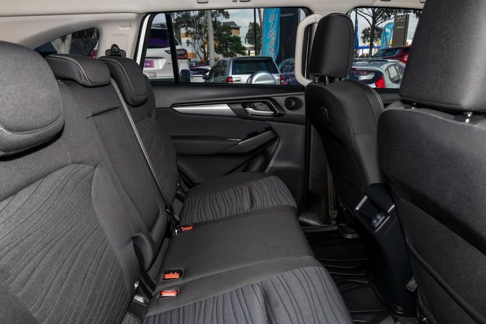 2023 Isuzu MU-X LS-M