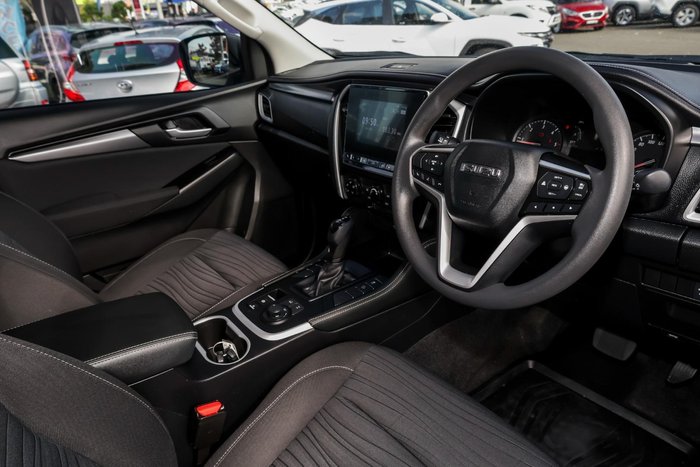 2023 Isuzu MU-X LS-M