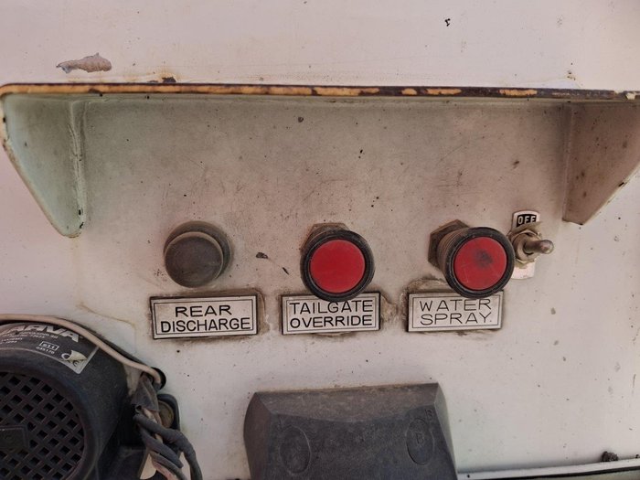 2000 FLOCON 8 Tonne