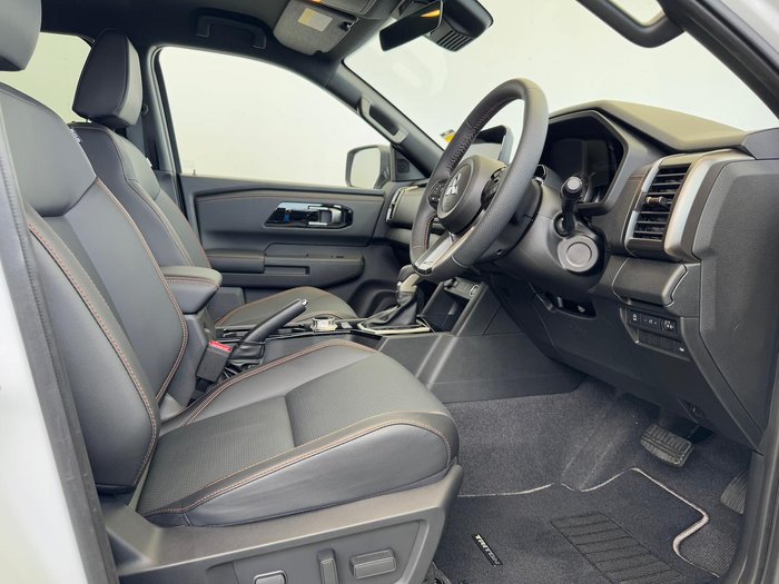 2025 Mitsubishi Triton GSR