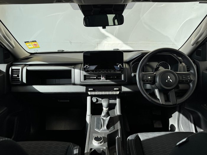 2025 Mitsubishi Triton GLX+