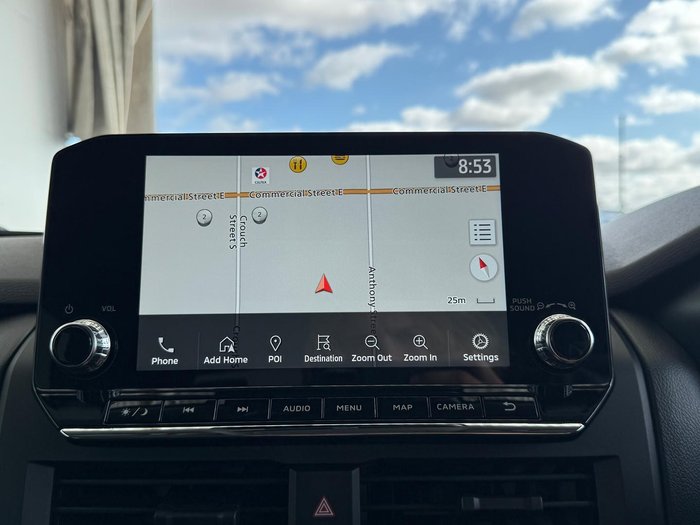 2025 Mitsubishi Triton GLX+