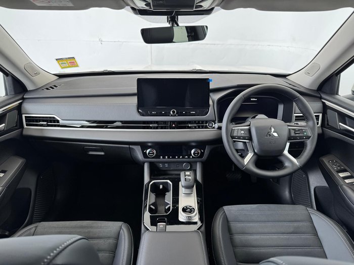 2025 Mitsubishi Outlander Aspire