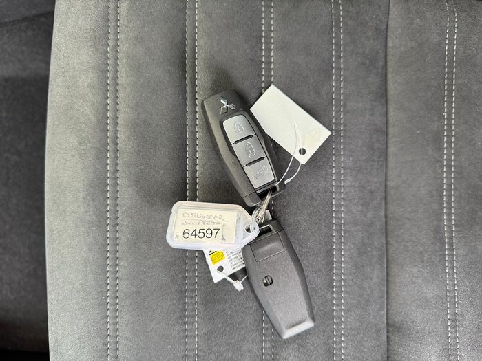 2025 Mitsubishi Outlander Aspire