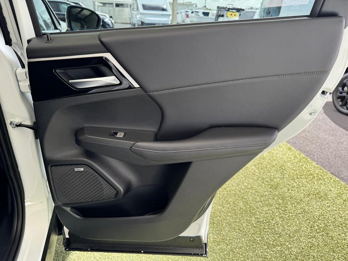 2025 Mitsubishi Outlander Aspire