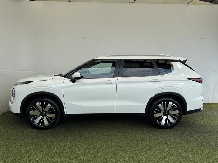 2025 Mitsubishi Outlander Aspire