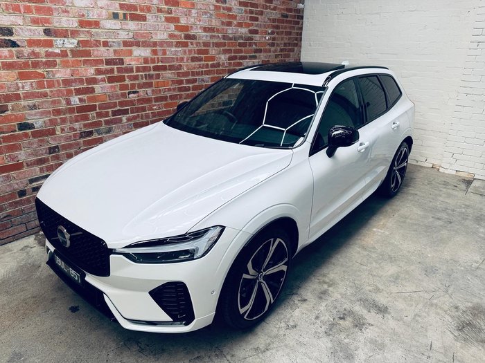 2022 Volvo XC60 B6 R-Design MY22 AWD Crystal White