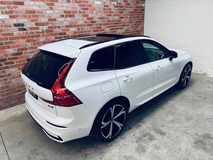 2022 Volvo XC60 B6 R-Design MY22 AWD Crystal White