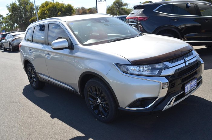 2020 Mitsubishi Outlander ES