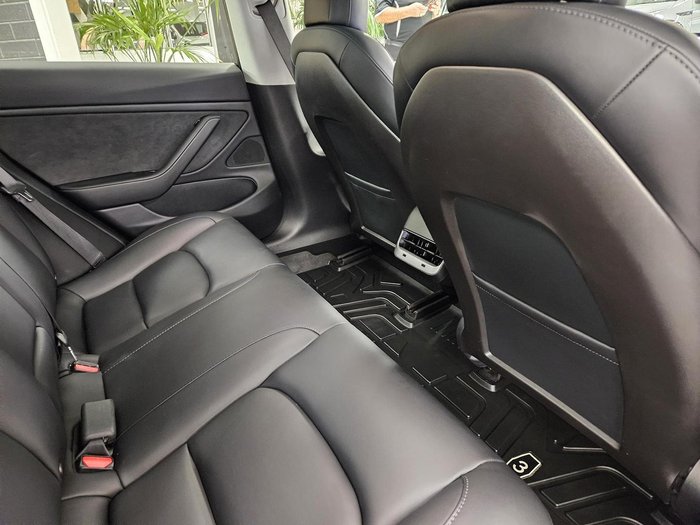 2020 Tesla Model 3 Performance