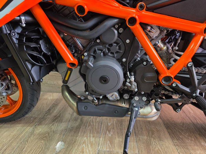 2023 Ktm 1290 SUPER DUKE R ORANGE