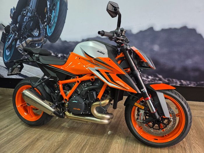 2023 Ktm 1290 SUPER DUKE R ORANGE