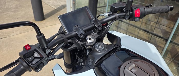 2024 HUSQVARNA VITPILEN 401