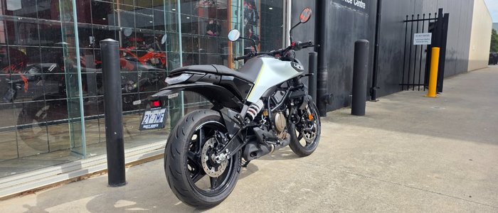 2024 HUSQVARNA VITPILEN 401