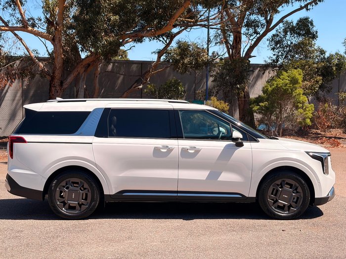 2025 Kia Carnival GT-Line HEV