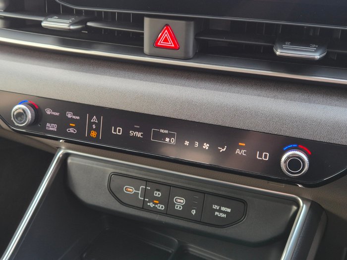 2025 Kia Carnival Sport+