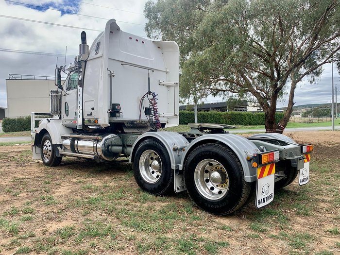 2021 Western Star 4800 Series 4800 FXB White