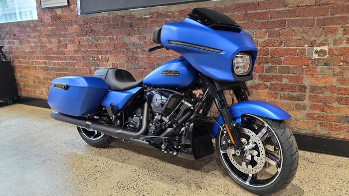2026 Harley-Davidson Street Glide 117 (FLHX)