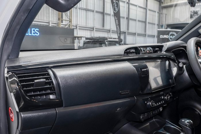 2019 Toyota Hilux Rugged X GUN126R 4X4 Dual Range Glacier White