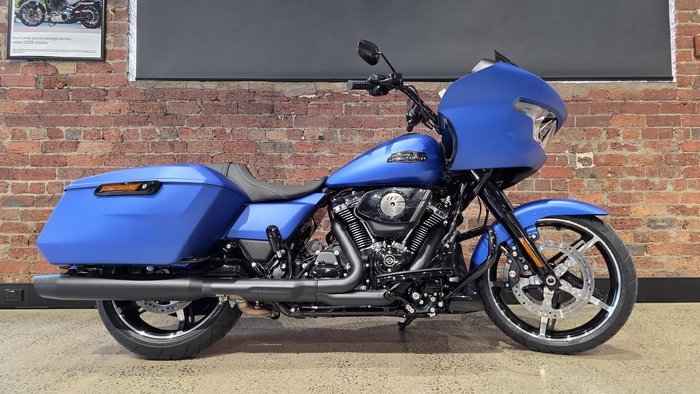 Harley-Davidson Road Glide 117 (FLTRX) Touring
