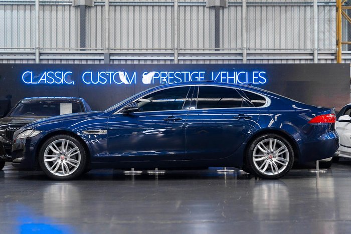 2016 Jaguar XF 25t Portfolio X260 MY16 Dark Sapphire