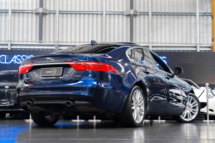 2016 Jaguar XF 25t Portfolio X260 MY16 Dark Sapphire