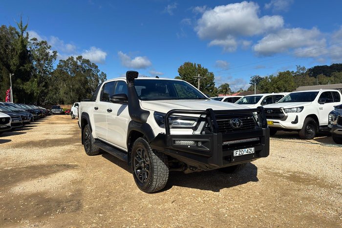 2020 Toyota Hilux Rogue GUN126R 4X4 Dual Range Crystal Pearl