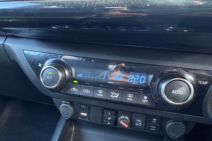 2020 Toyota Hilux Rogue GUN126R 4X4 Dual Range Crystal Pearl