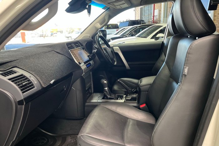 2022 Toyota Landcruiser Prado GXL