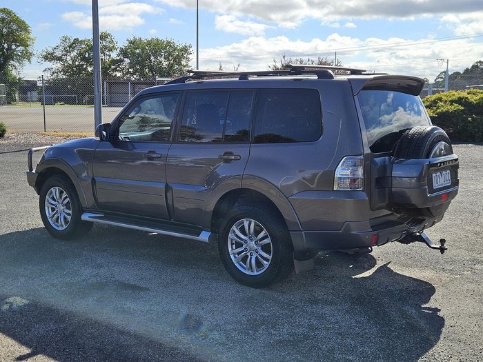 2014 Mitsubishi Pajero VR-X