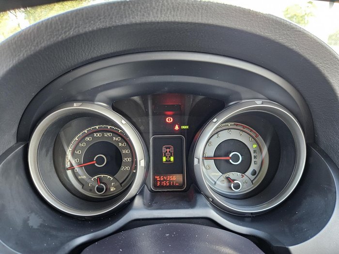 2014 Mitsubishi Pajero VR-X