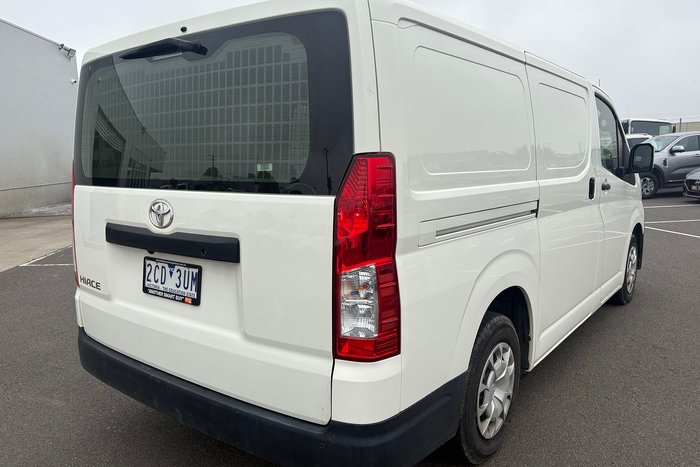 2022 Toyota Hiace