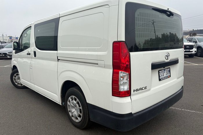 2022 Toyota Hiace
