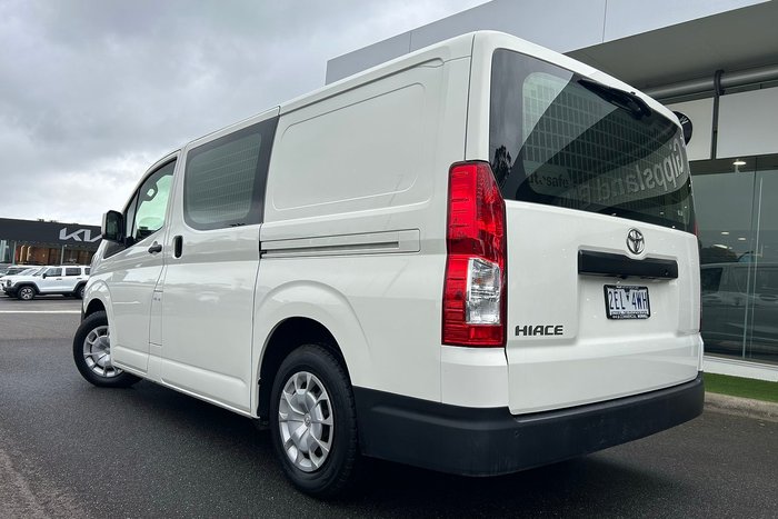 2022 Toyota Hiace