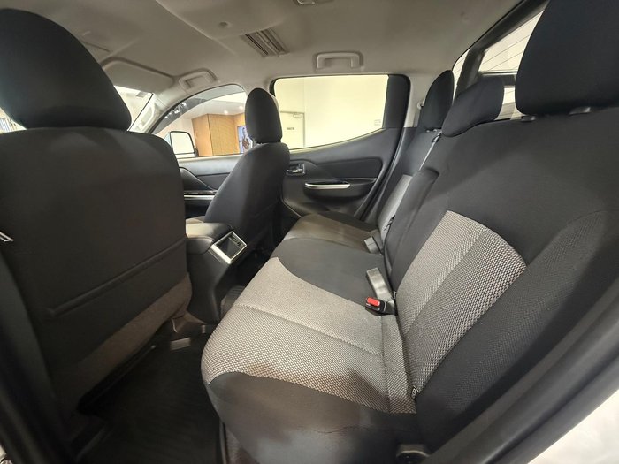 2022 Mitsubishi Triton GLS