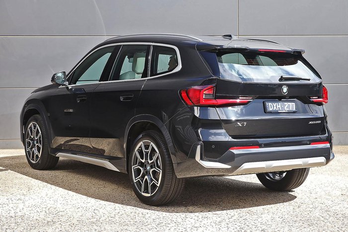 2025 BMW X1 xDrive20i