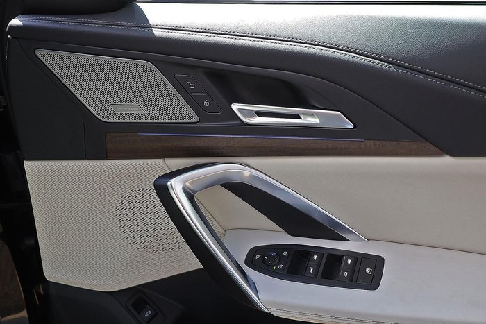 2025 BMW X1 xDrive20i