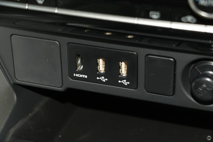 2024 Mitsubishi Pajero Sport GLX