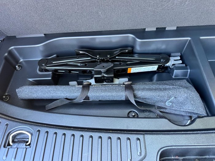 2022 Ford Everest Ambiente